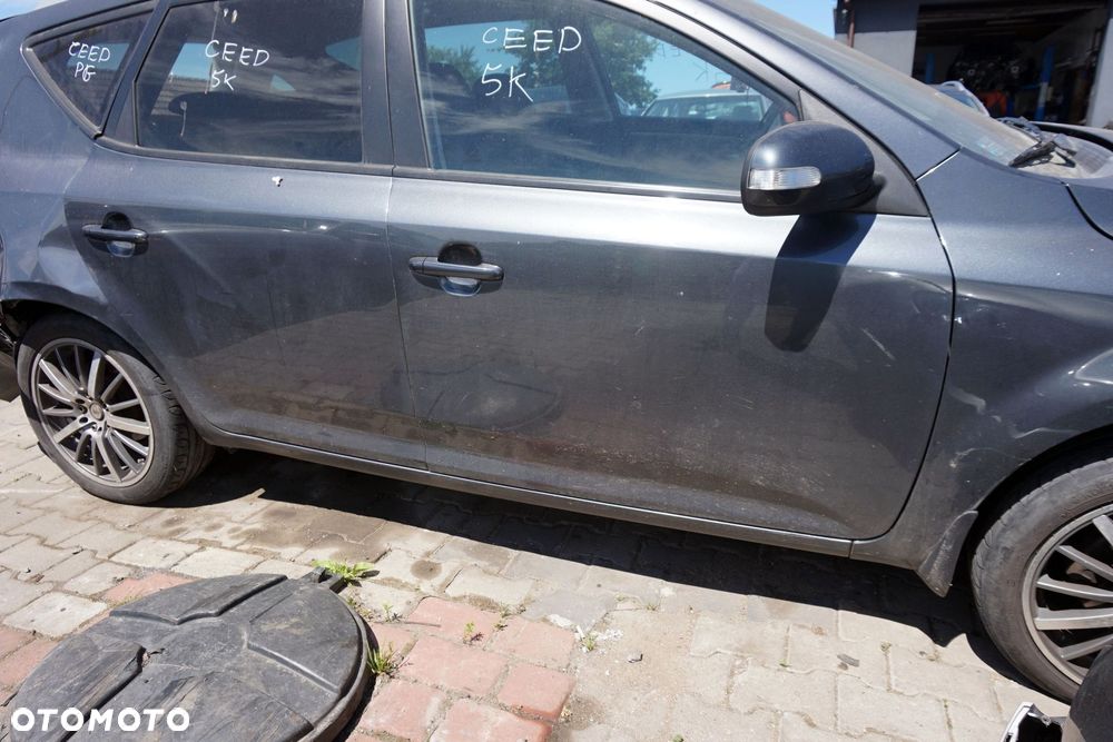 DRZWI PRZEDNIE PRAWE CEED I LIFT KOMBI 5K  CZARNY KIA 2009-2012 - 4