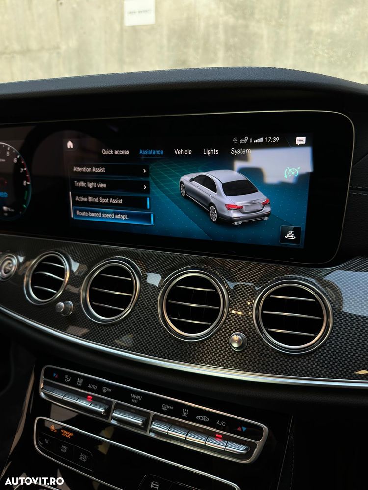 Mercedes-Benz E 300 4MATIC 9G-TRONIC AMG Line - 25