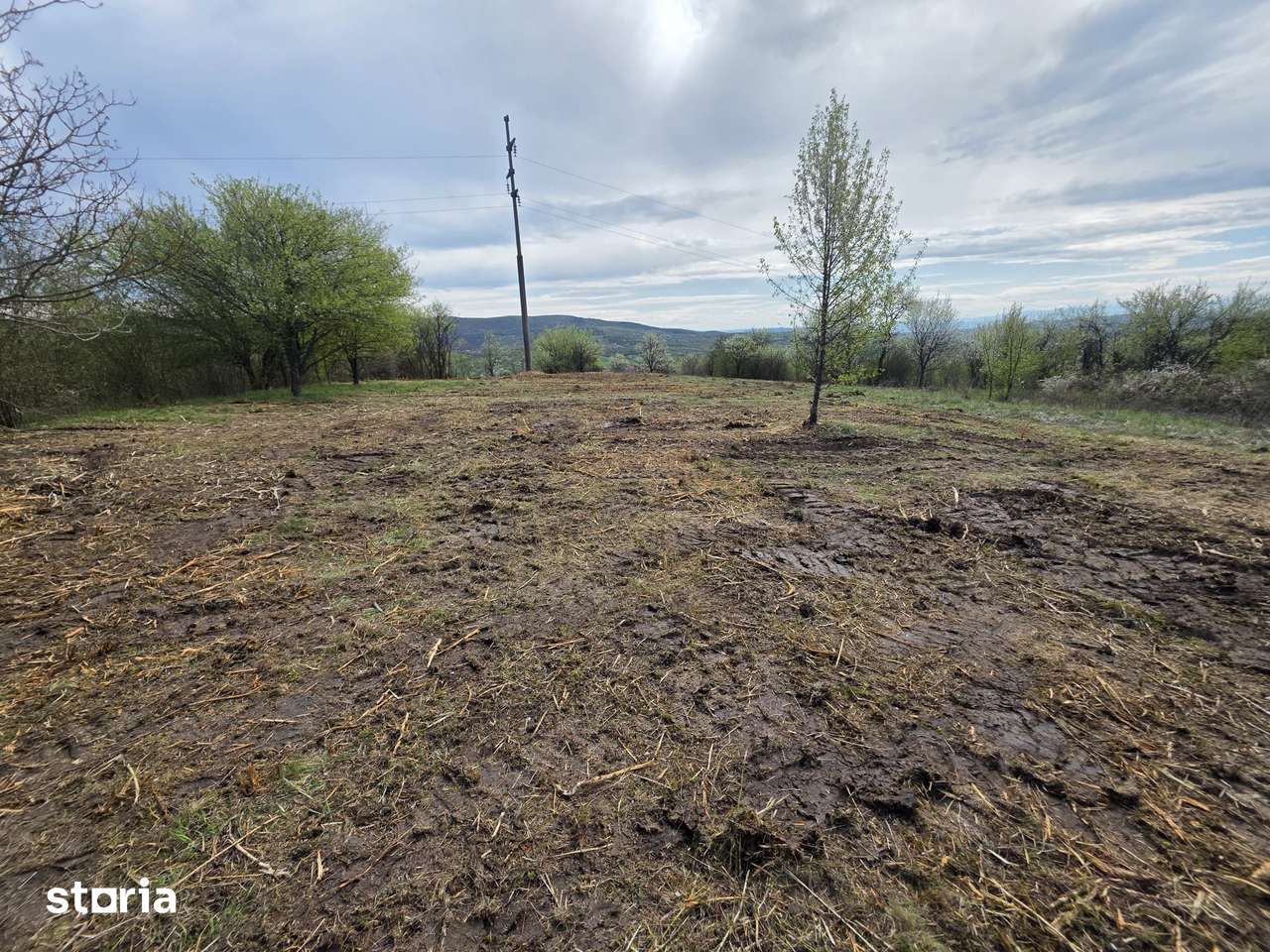 De vânzare teren intravilan – Bârsău, jud. Hunedoara - Imagine principală: 4/17