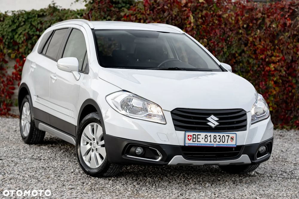 Suzuki SX4 S-Cross 1.6 VVT CVT 4x4 Comfort - 2