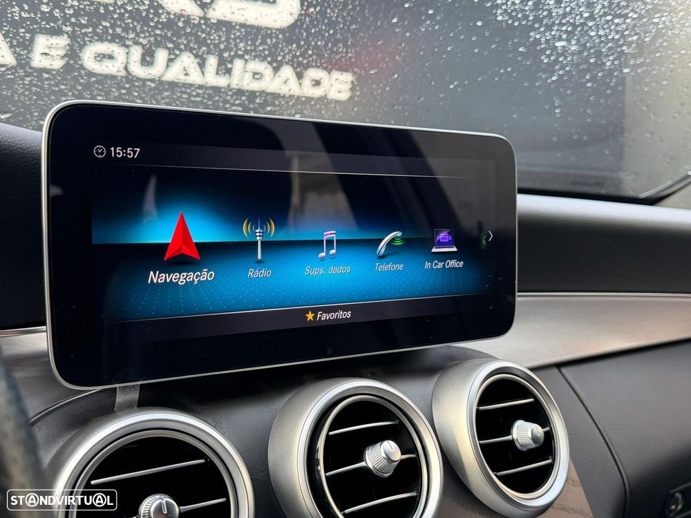 Mercedes-Benz C 300 de AMG Line - 21