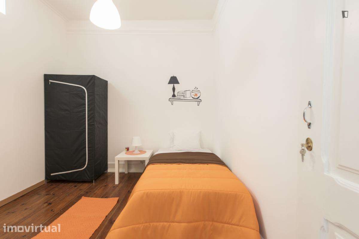 Quarto - localizado em Saldanha Lisbon - Grande imagem: 2/19