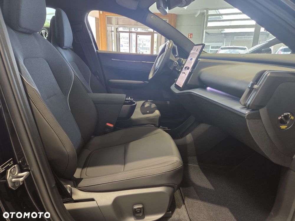 Volvo EX30 69kWh Single Motor Long Range Plus Black Edition - 20