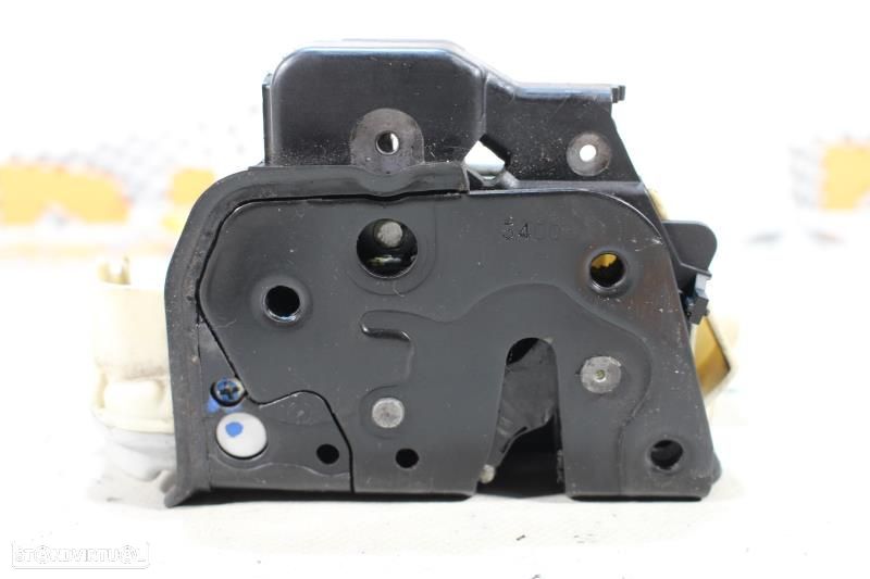 Fecho Da Porta Frente Direita Audi A3 Sportback (8Pa)  4F2837016b / 4F - 7