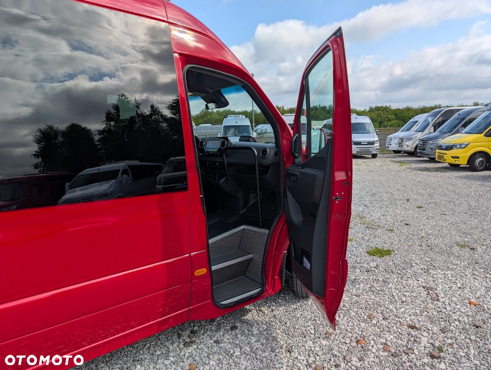 Mercedes-Benz Sprinter 517 - 14