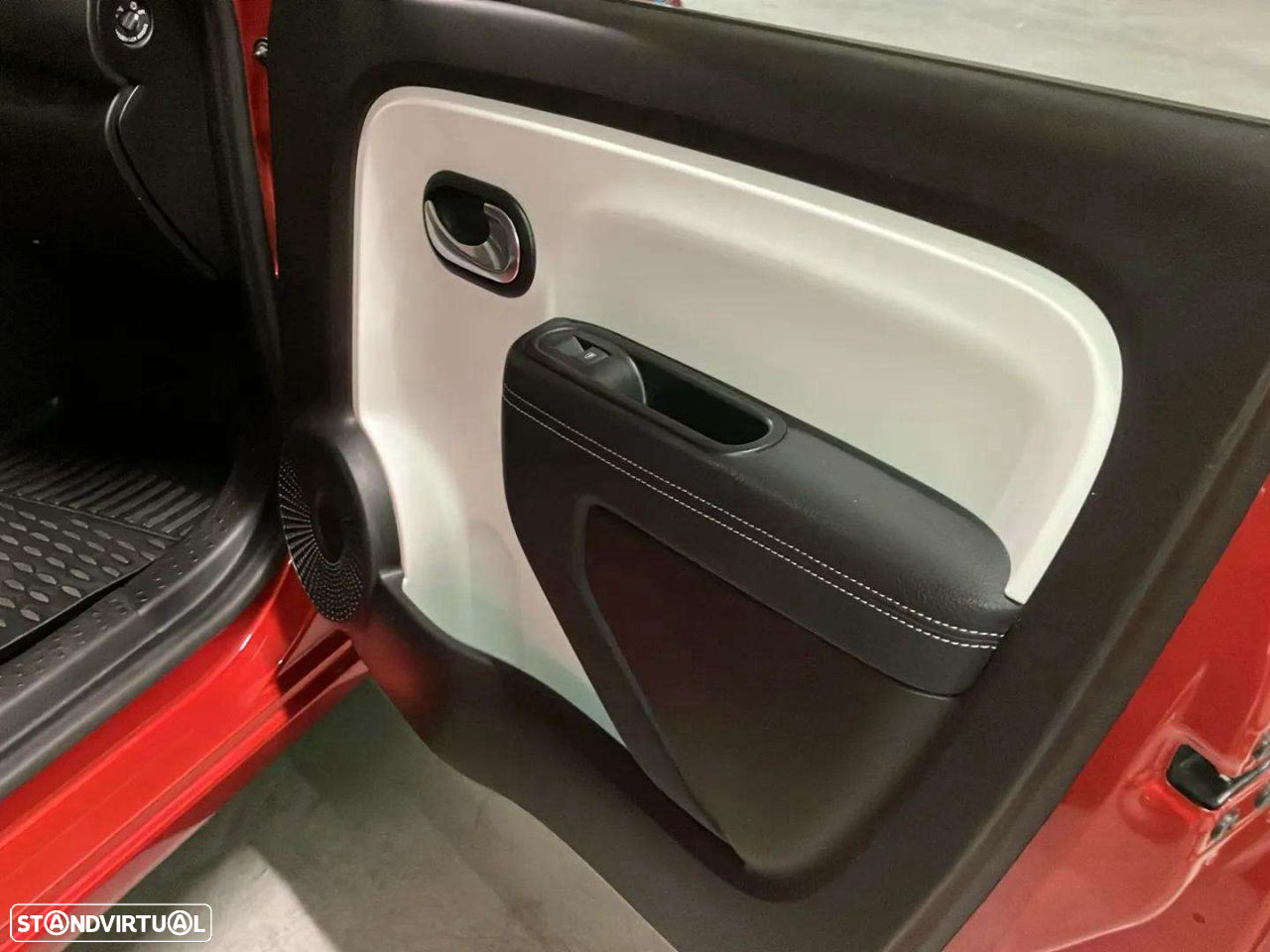 Renault Twingo Z.E. 22 Zen - 21