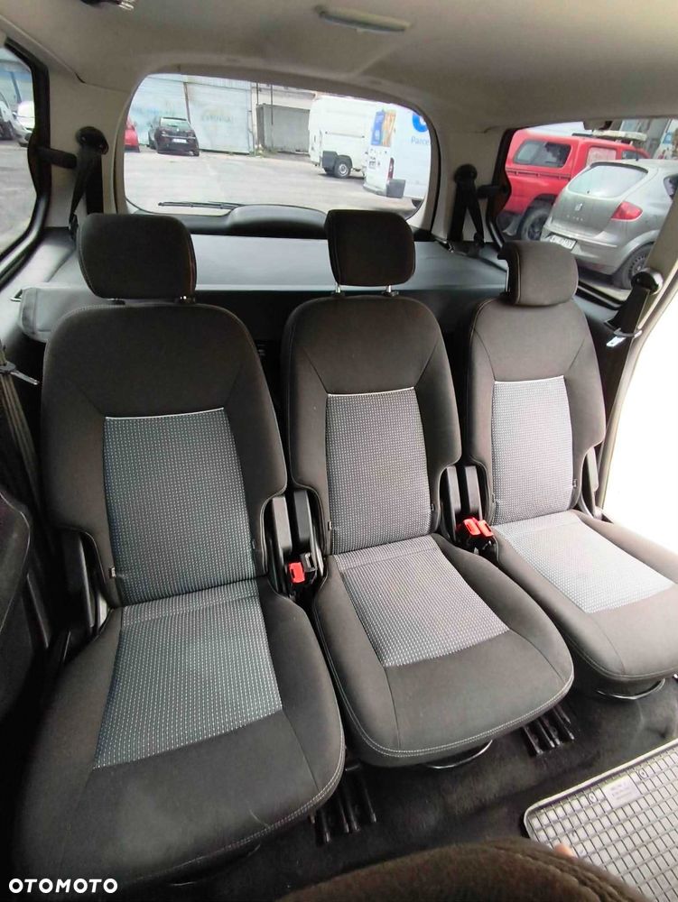 Ford Galaxy - 3