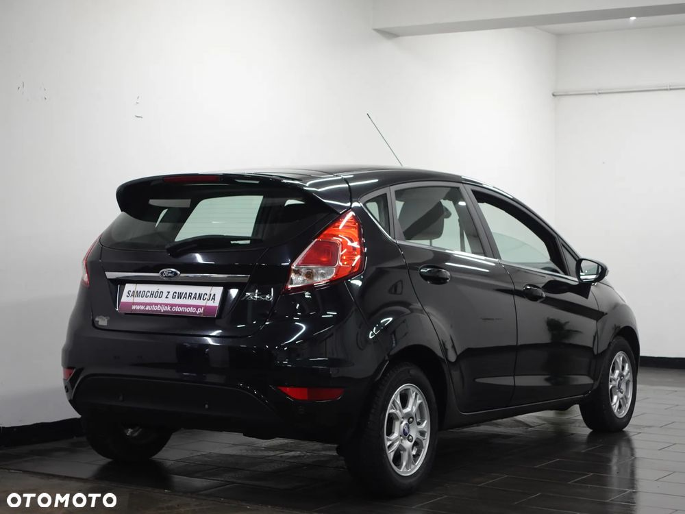Ford Fiesta 1.5 TDCi Celebration - 8
