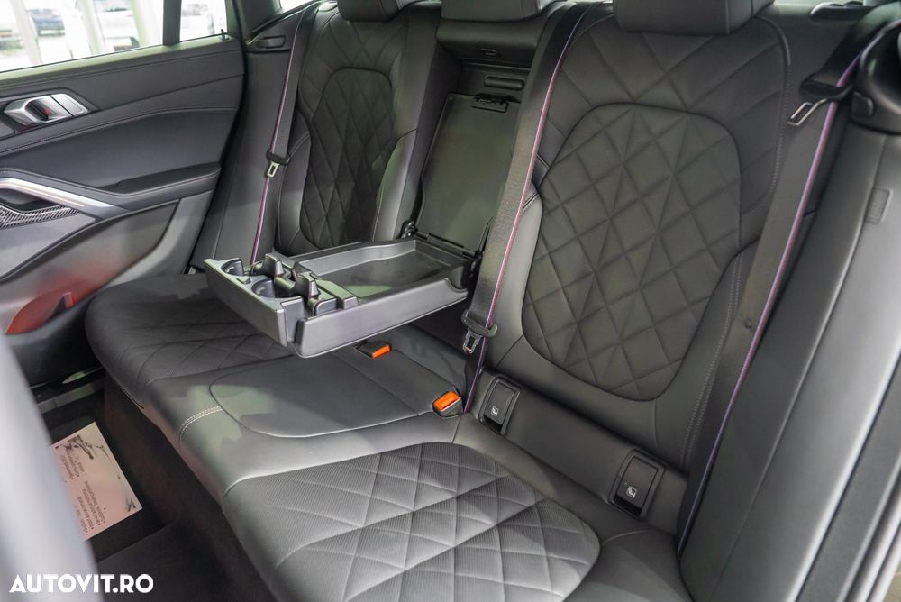 BMW X6 M M60i xDrive - 35