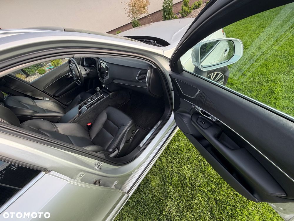 Volvo XC 90 T5 AWD Momentum 7os - 10