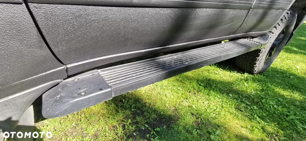 Toyota Land Cruiser 100 - 6