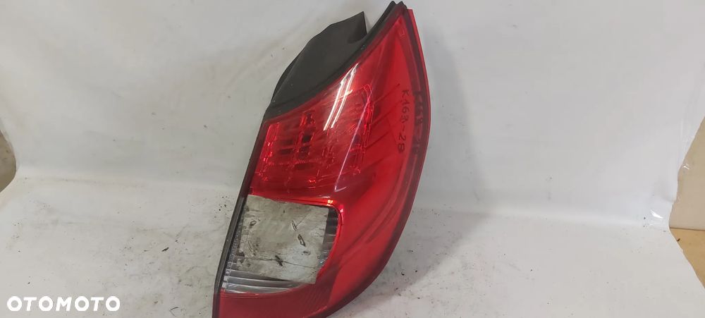 .  TYL TYLNA LAMPA PRAWA RENAULT SCENIC 2 LIFT - 1