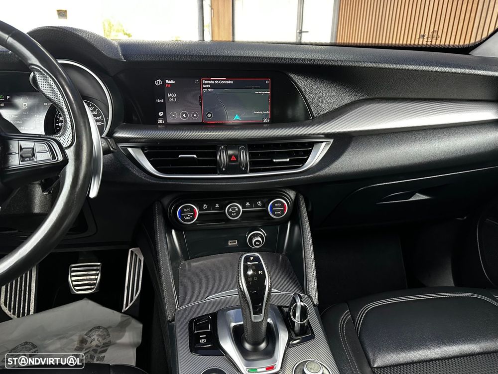 Alfa Romeo Stelvio 2.2 D Sprint AT8 - 25