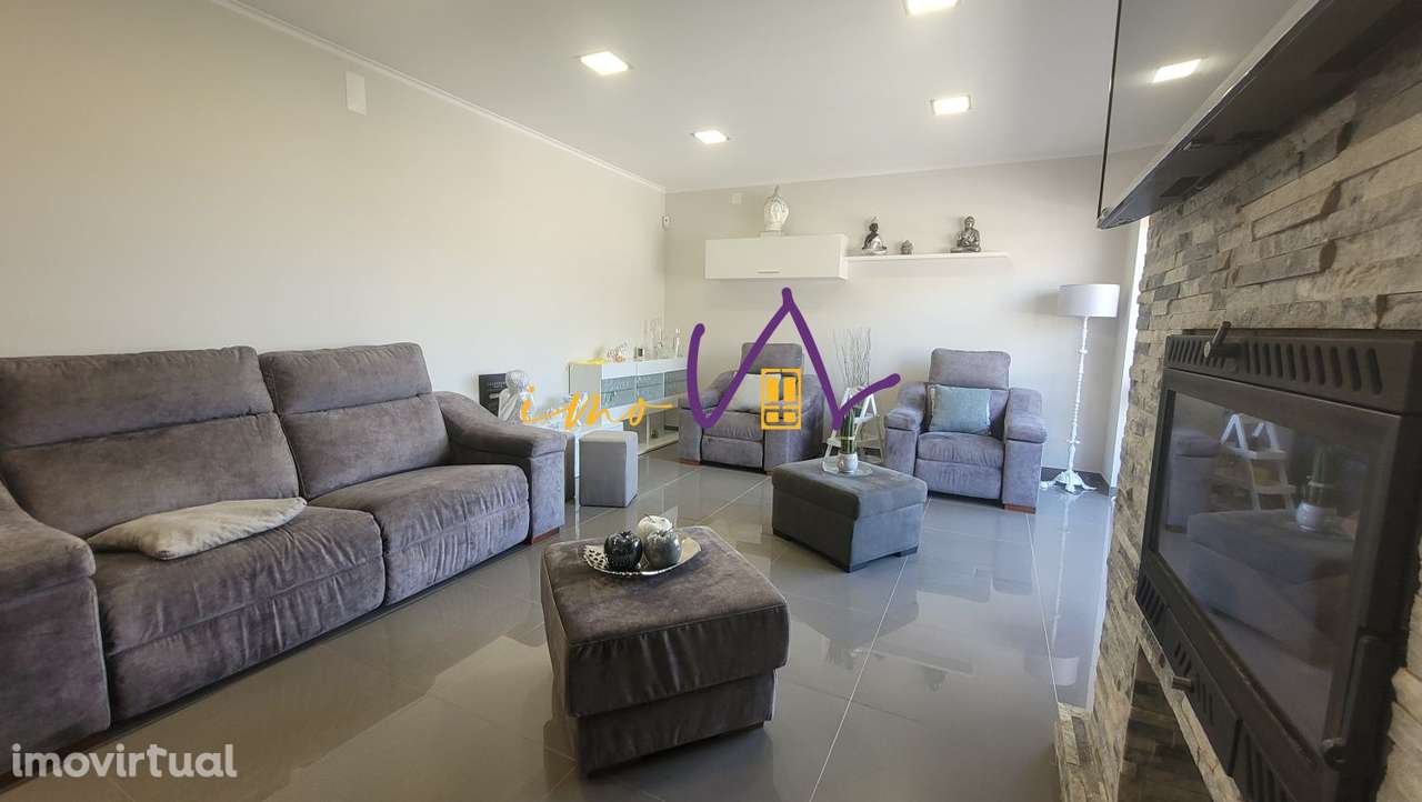 Moradia T4 em Tavarede - Grande imagem: 2/33