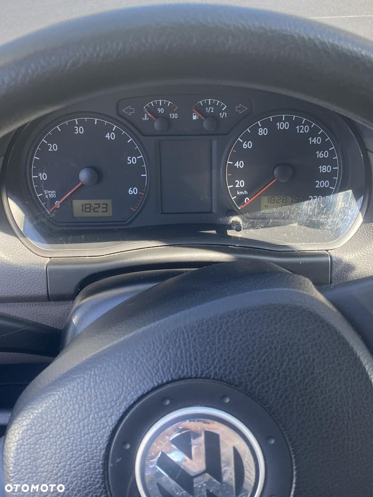 Volkswagen Polo - 10