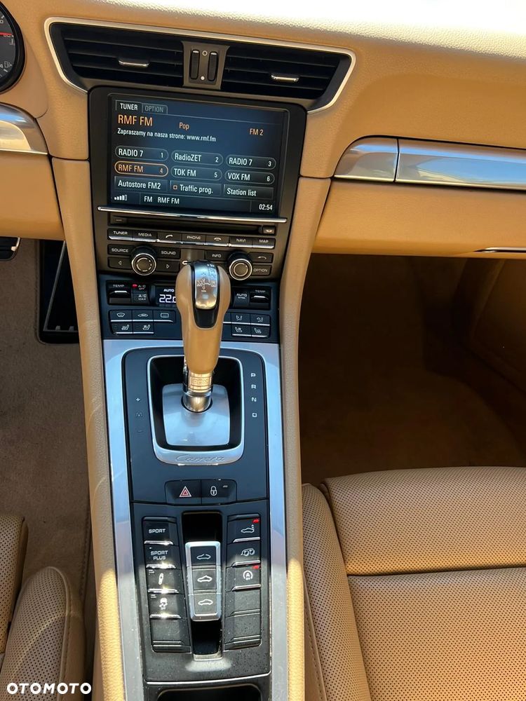 Porsche 911 Carrera S PDK - 8