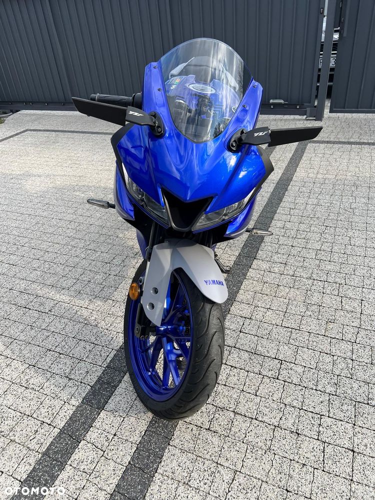 Yamaha YZF - 30