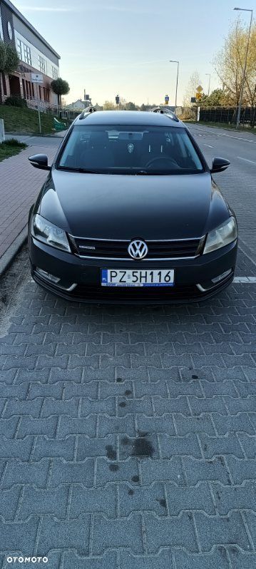Volkswagen Passat 1.6 TDI DPF BlueMotion Technology Comfortline - 1