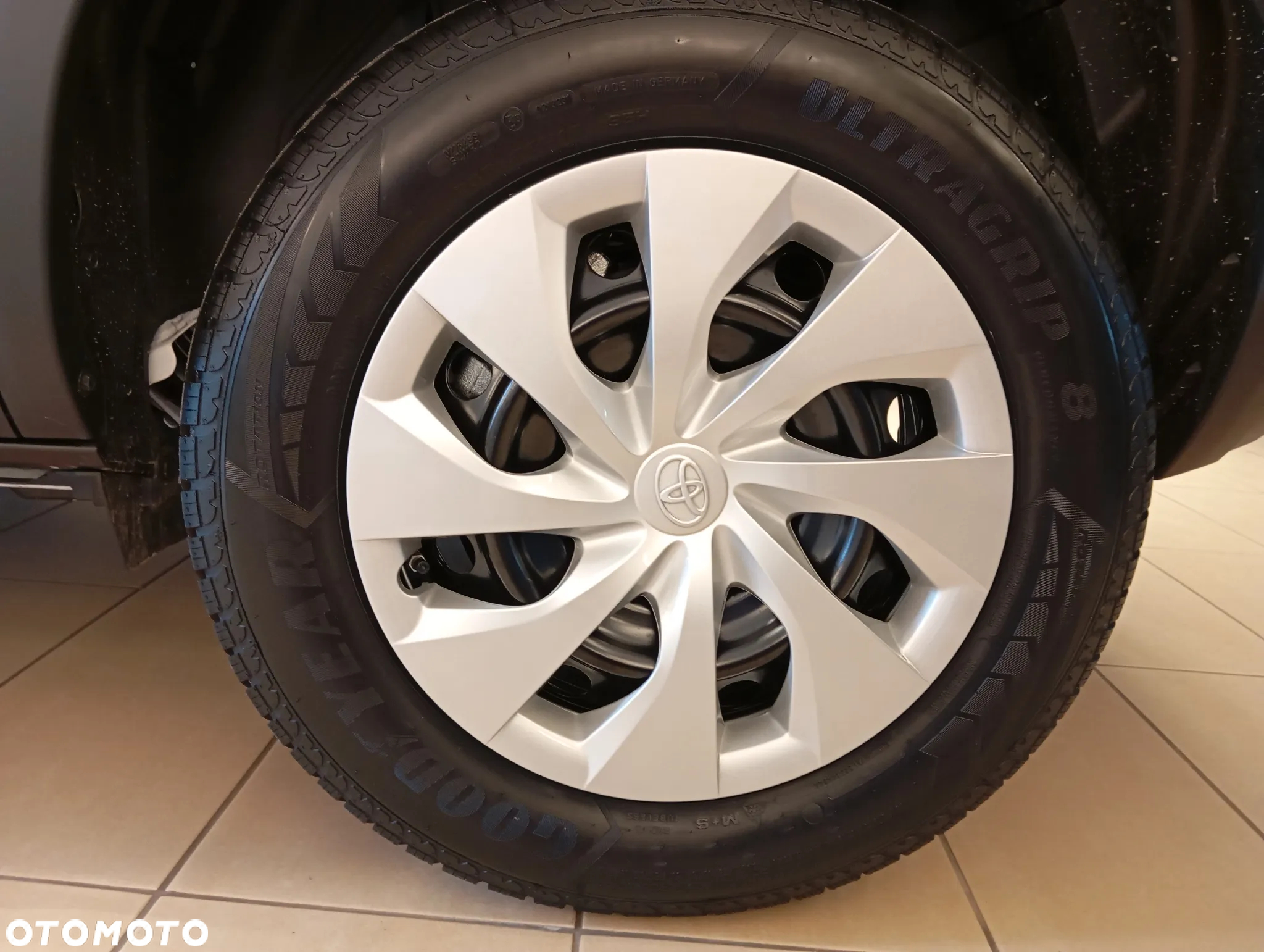 Toyota Yaris Cross Hybrid 1.5 Active - 14