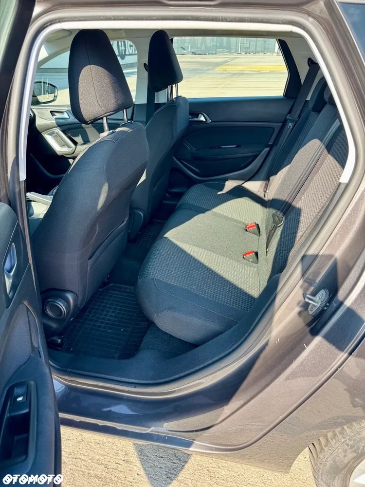 Peugeot 308 SW 1.5 BlueHDi Active S&S - 13