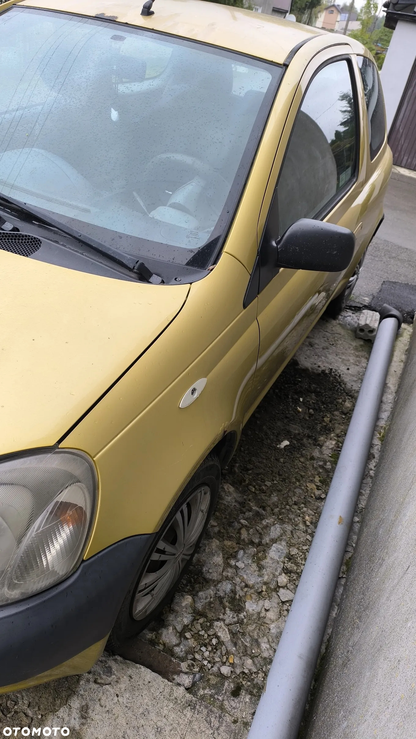 Toyota Yaris 1.0 Base - 3