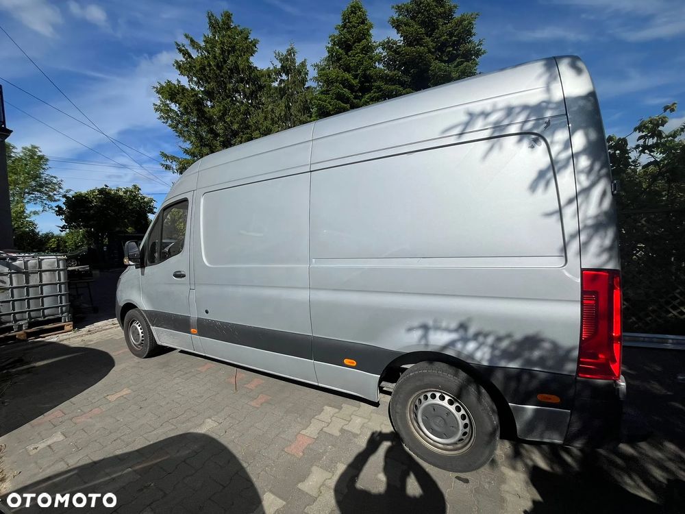Mercedes-Benz SPRINTER - 4