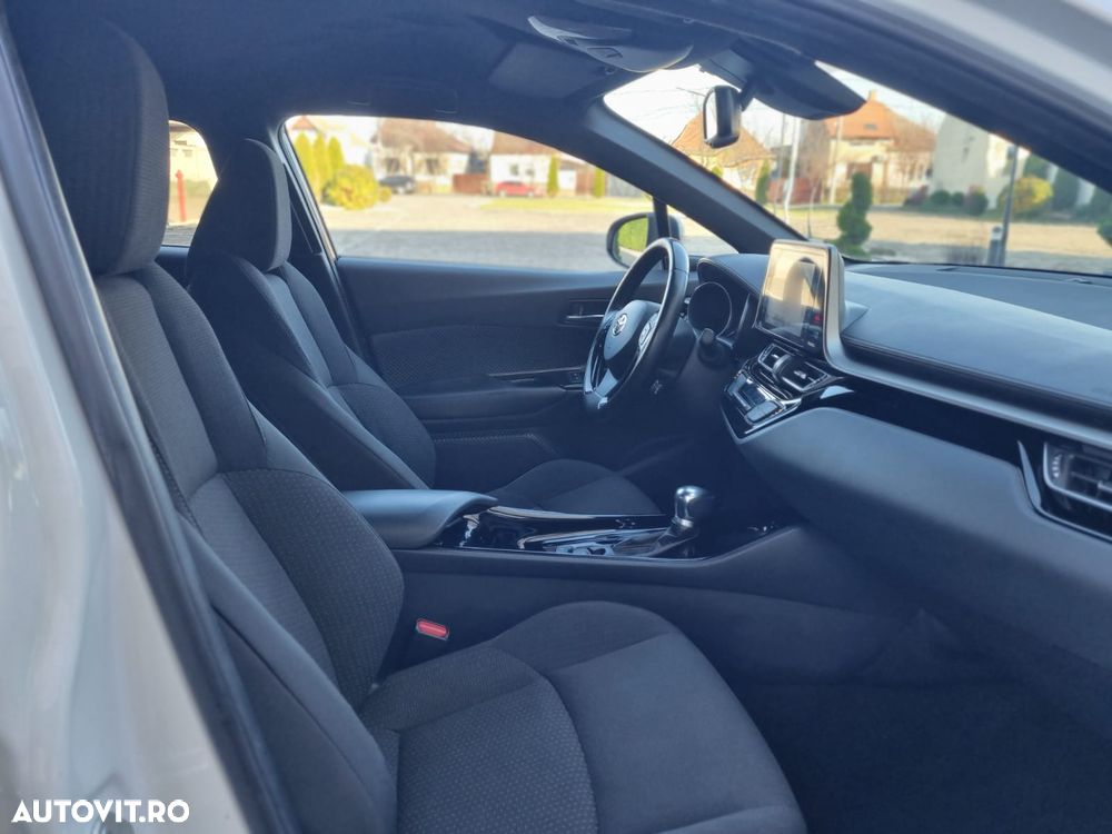 Toyota C-HR 1.8 HSD 122 CP 4x2 CVT Style - 11