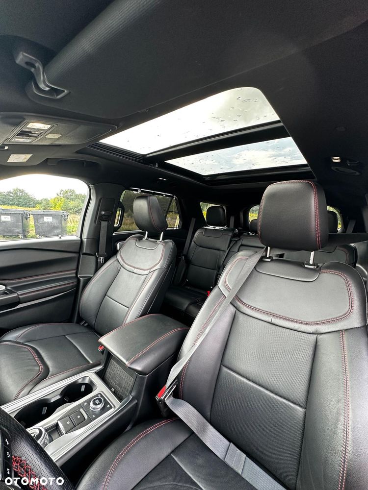 Ford Explorer - 15