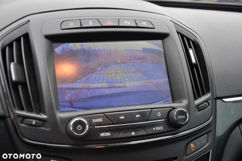 Opel Insignia 2.0 CDTI Cosmo S&S - 12