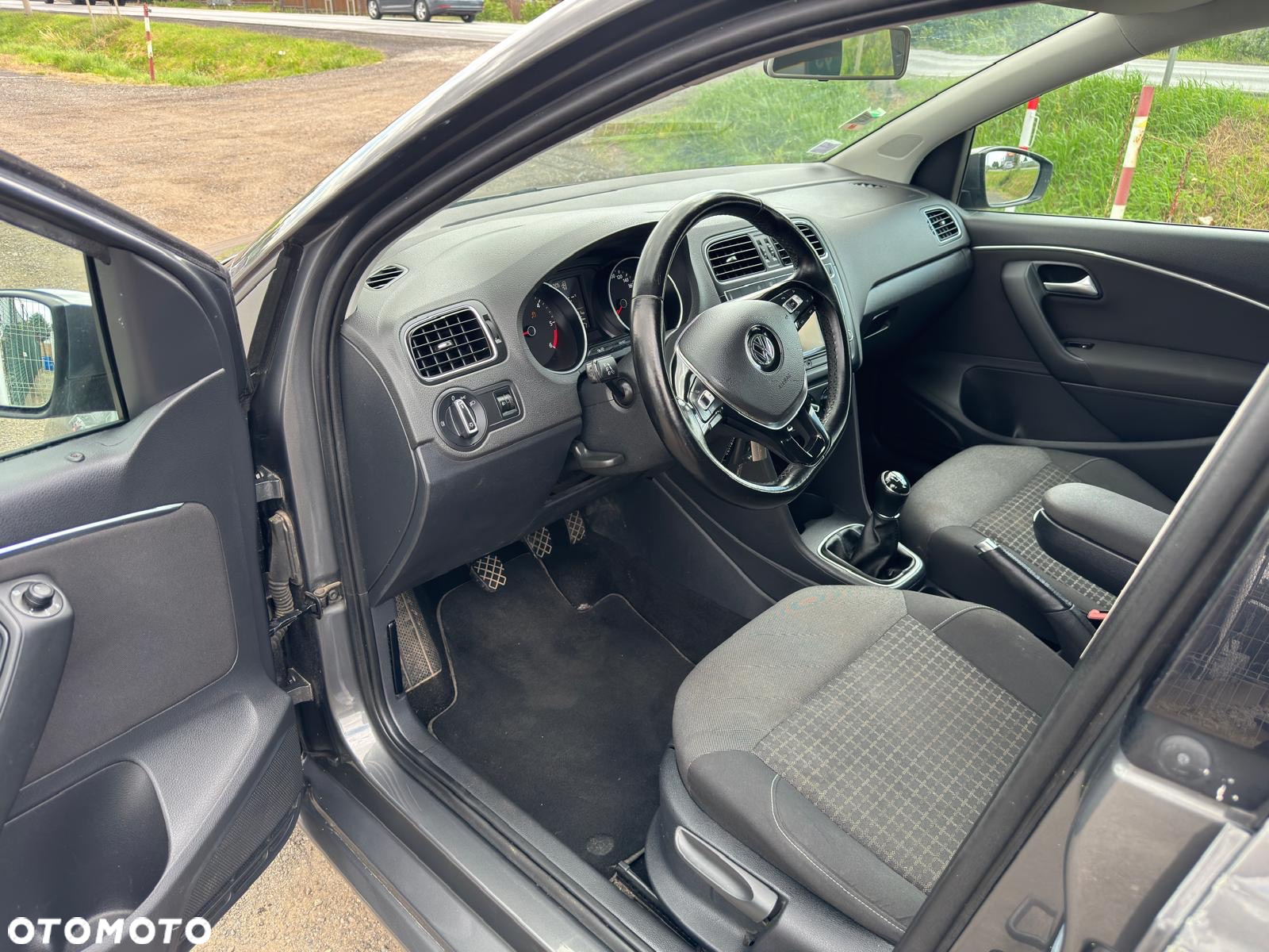 Volkswagen Polo 1.4 TDI (Blue Motion Technology) Comfortline - 7