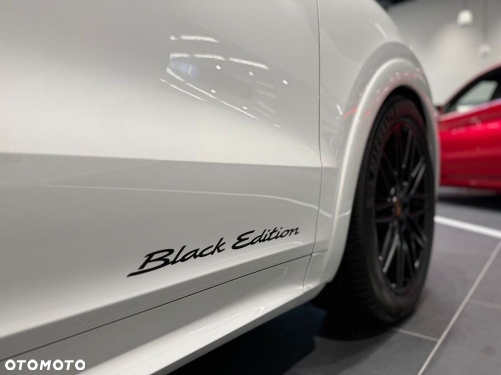 Porsche Cayenne Black Edition - 13