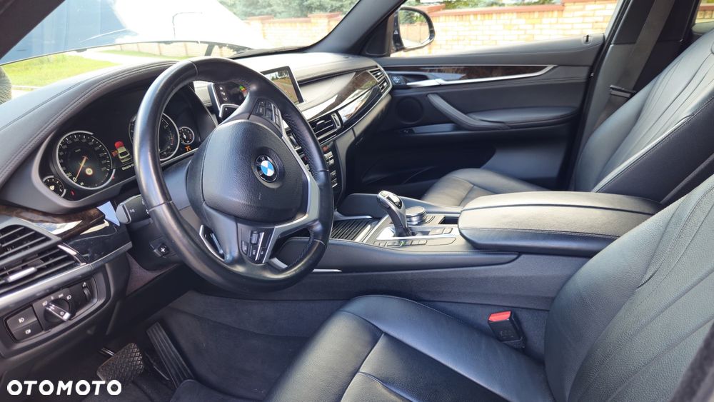 BMW X6 35i xDrive - 9