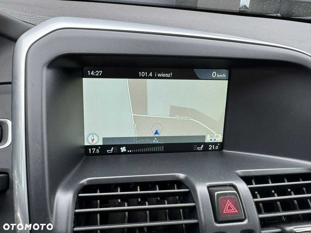 Volvo XC 60 D3 Drive-E Ocean Race - 24