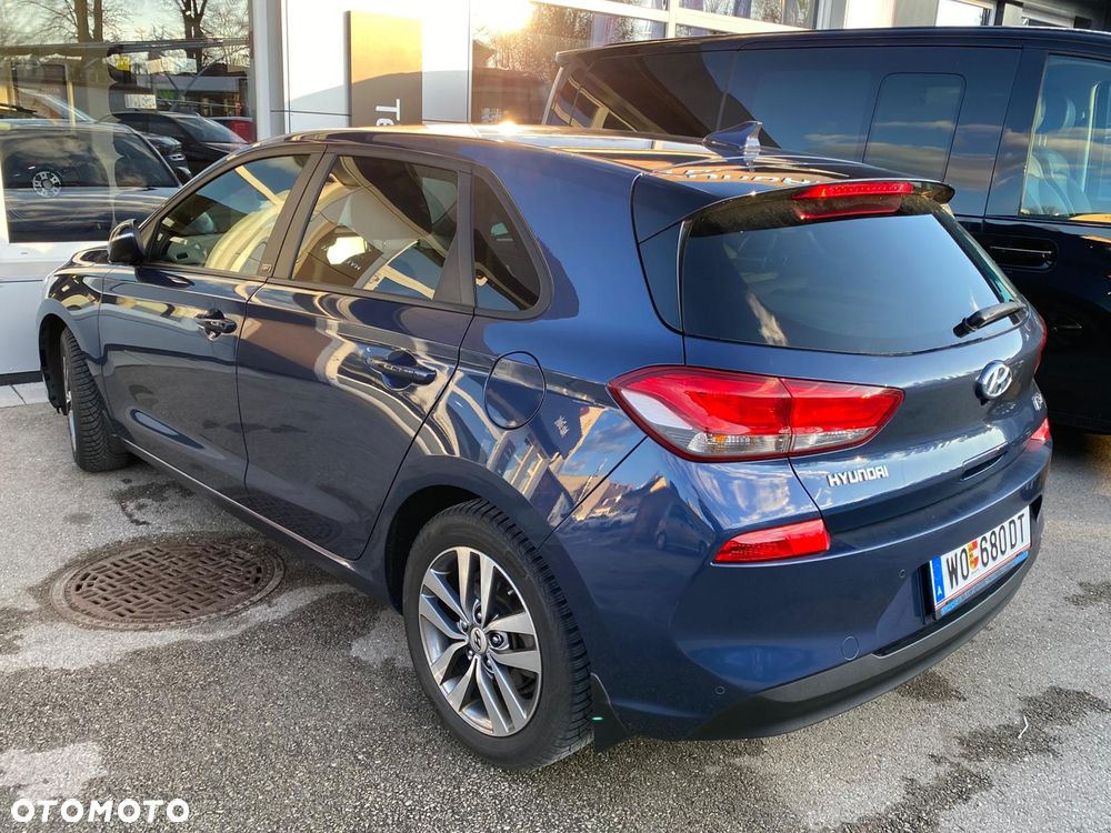 Hyundai i30 blue 1.4 Style - 4