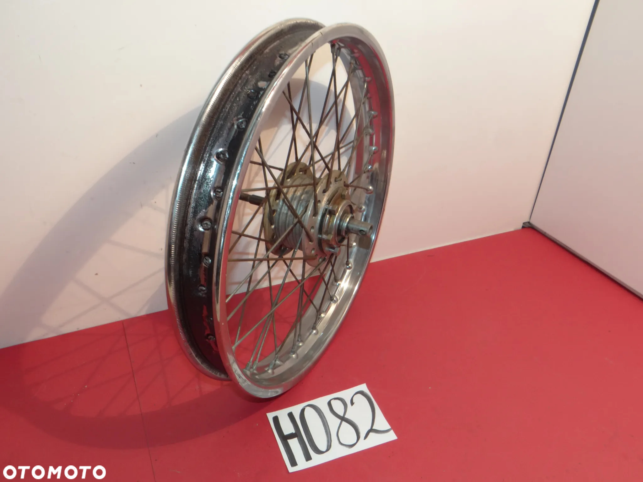 Honda CB750 CB750K FOUR FELGA KOŁO PRZÓD OŚKA H082 - 17