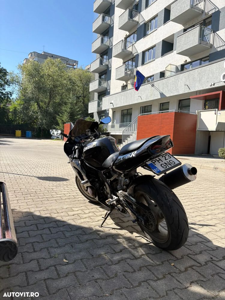 Kawasaki ZX-6R Ninja - 5