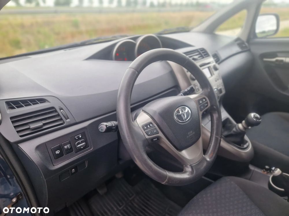 Toyota Verso 1.8 7-Sitzer Comfort - 25