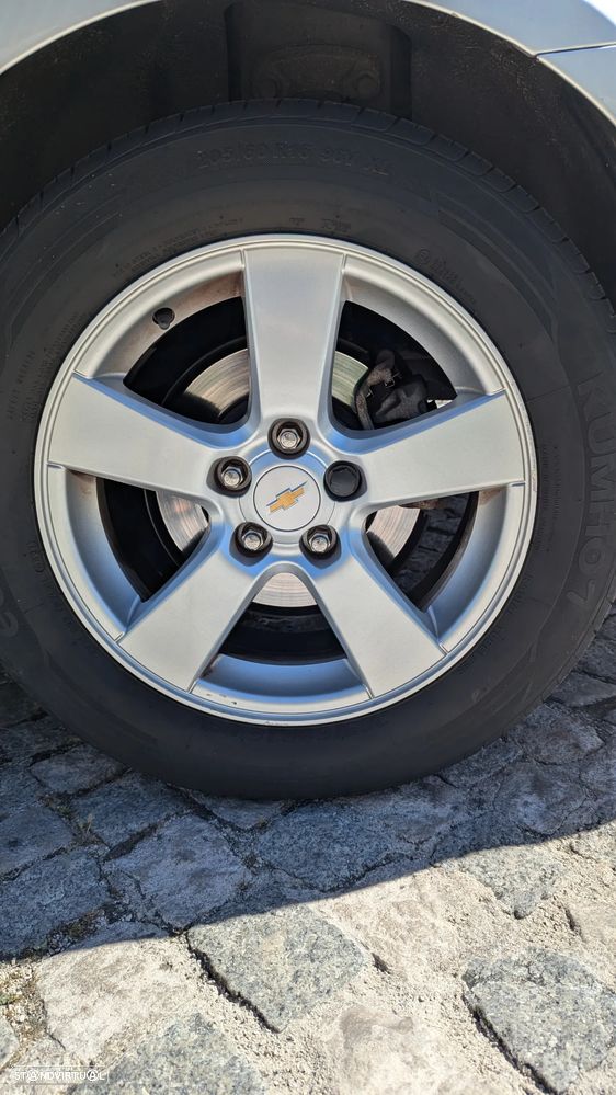 Chevrolet Cruze 1.6 LS - 15