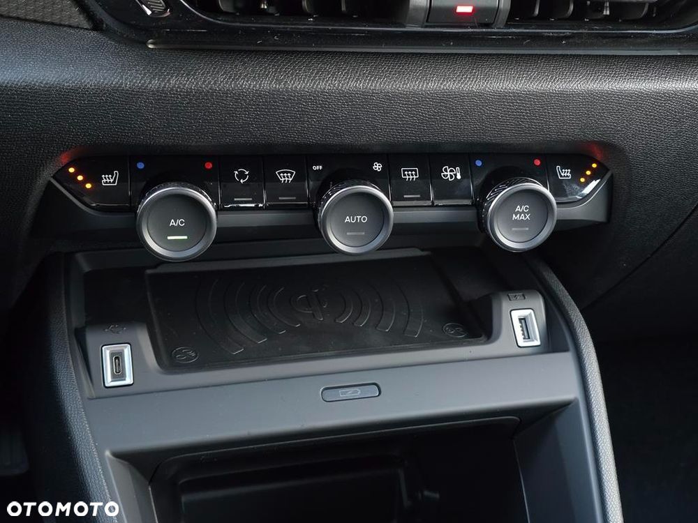 Citroën C4 1.2 mHEV Max eDCT6 - 21