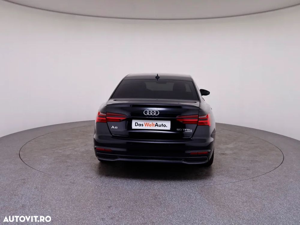 Audi A6 Avant 2.0 45 TFSI quattro S tronic Design - 4