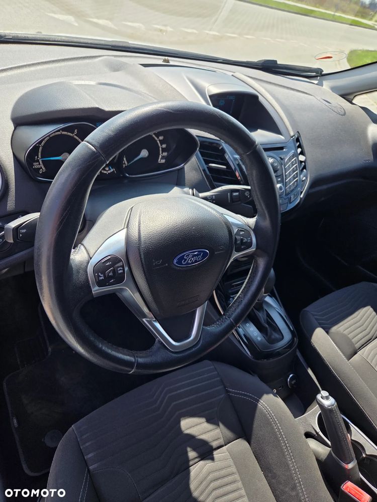 Ford Fiesta - 27