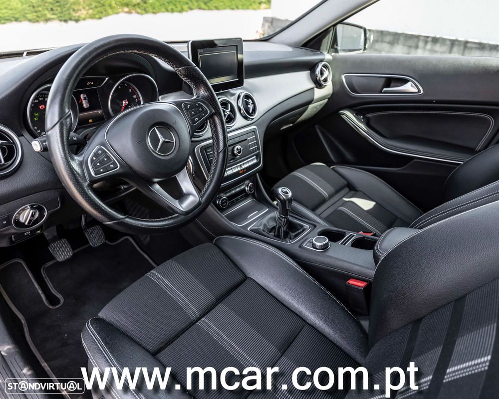 Mercedes-Benz GLA 180 d - 6