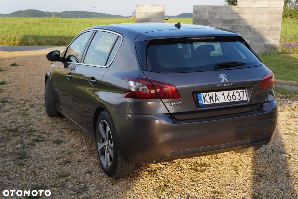 Peugeot 308 - 3