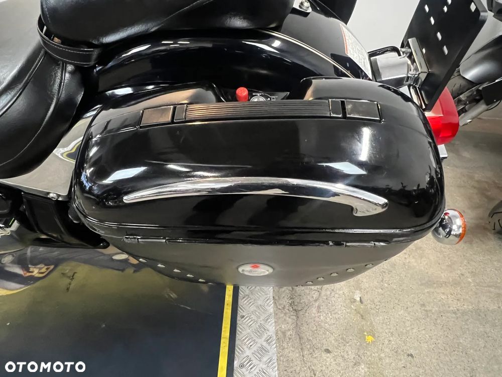 Suzuki VL 800 Volusia - 22