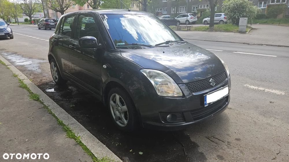 Suzuki Swift 1.3 Limited 25 - 2