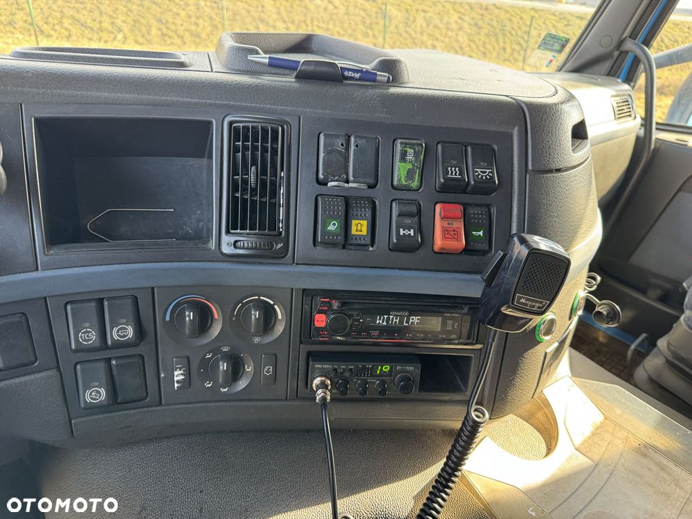Volvo FM 440 z hydrauliką - 12