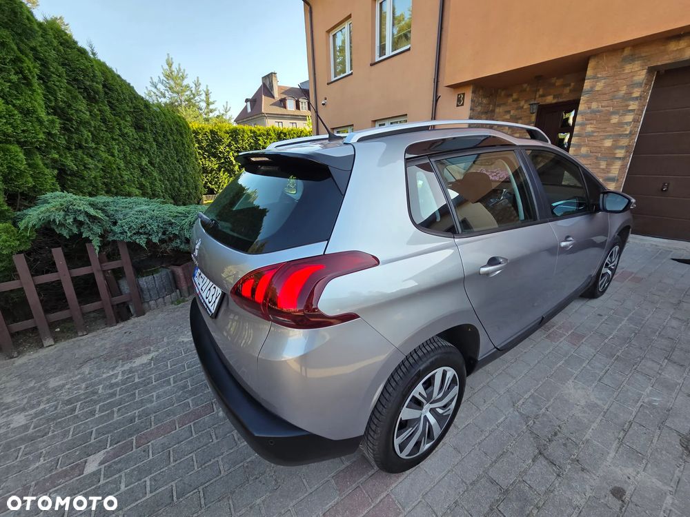 Peugeot 2008 1.2 Pure Tech Active - 10