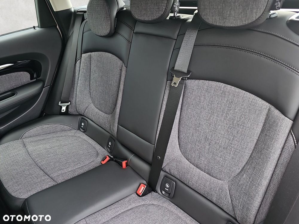MINI Clubman Cooper - 28