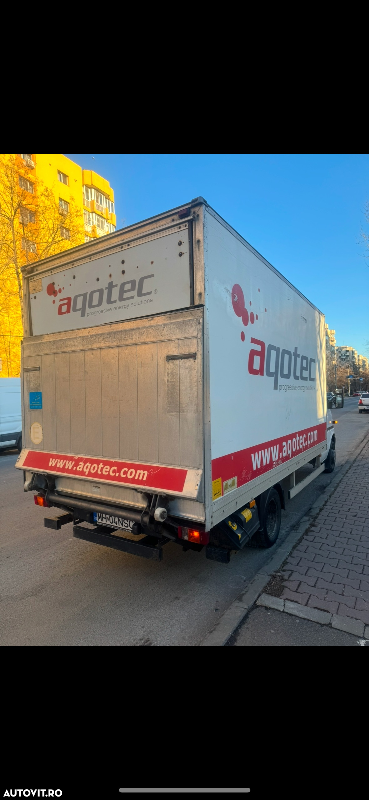 Mercedes-Benz Sprinter - 4