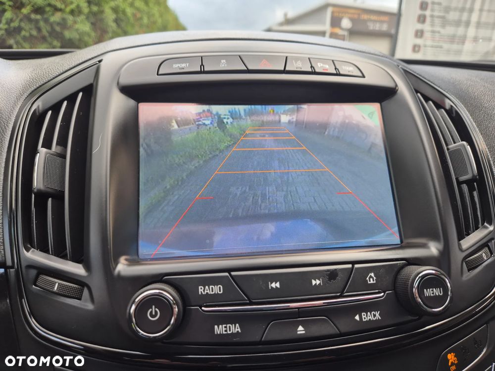 Opel Insignia 2.0 T Cosmo 4x4 S&S - 38